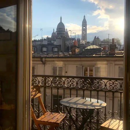 Appartement (57m2) Montmartre, vue Sacré Cœur