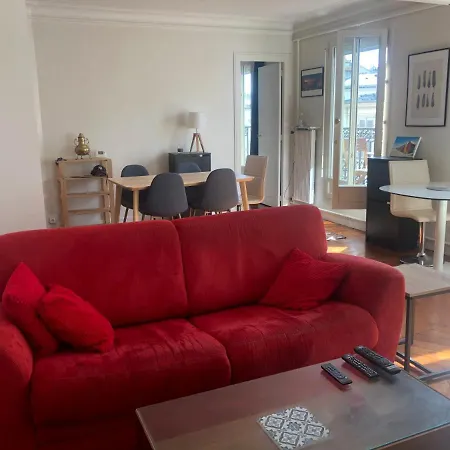 Appartement (57m2) Montmartre, vue Sacré Cœur