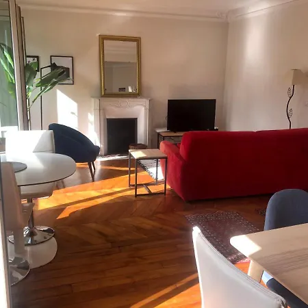 Appartement (57m2) Montmartre, vue Sacré Cœur Appartamento