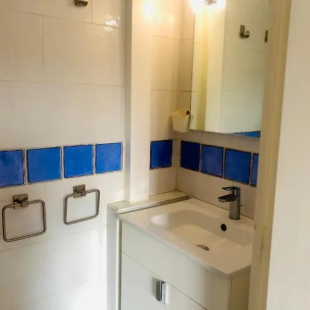 Appartement (57m2) Montmartre, vue Sacré Cœur Appartamento Parigi